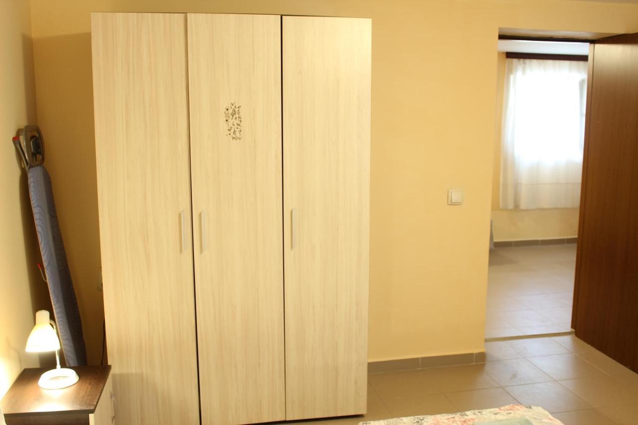 فارنا Guest House "Emily" In Troshevo المظهر الخارجي الصورة